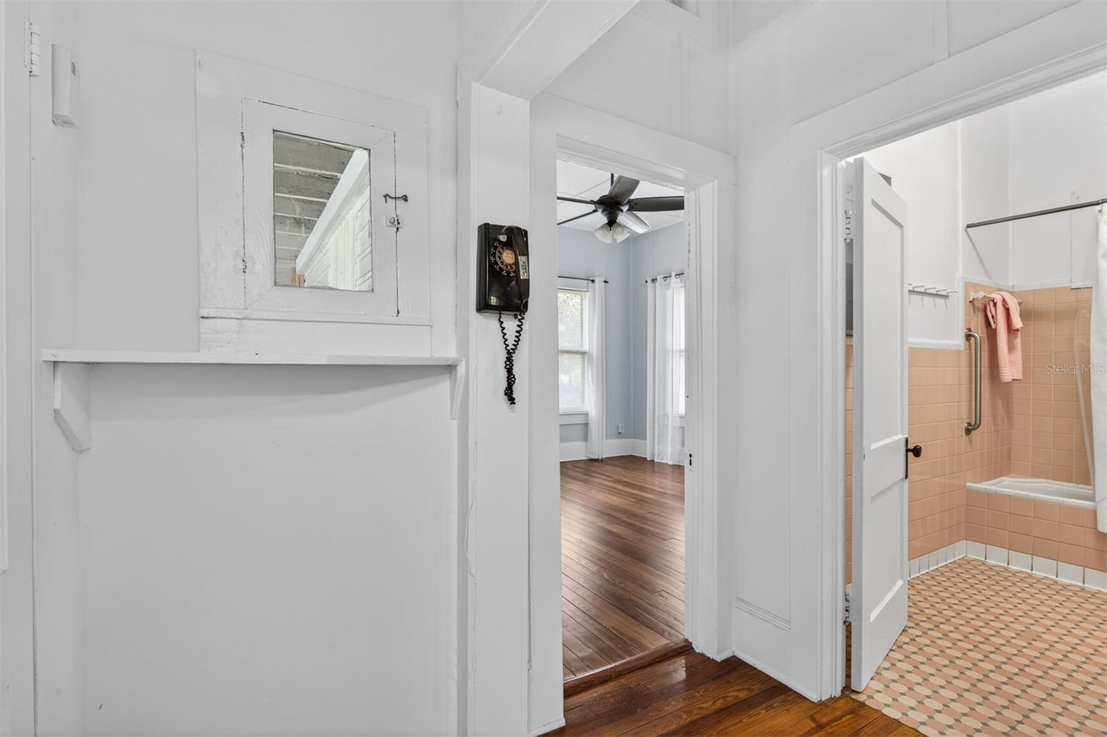 630 NE 6TH AVE, GAINESVILLE, FL — photo 12