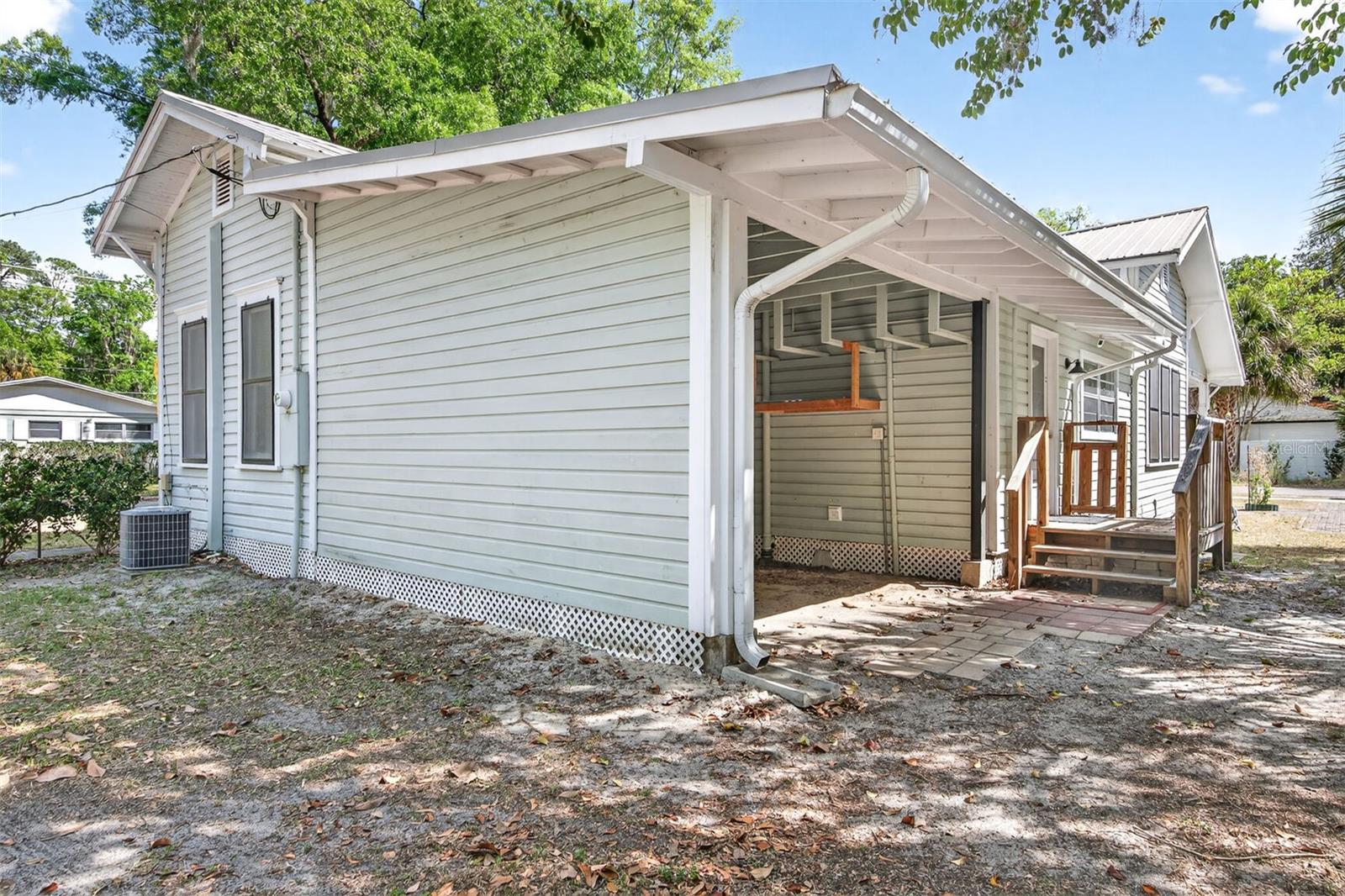 630 NE 6TH AVE, GAINESVILLE, FL — photo 25