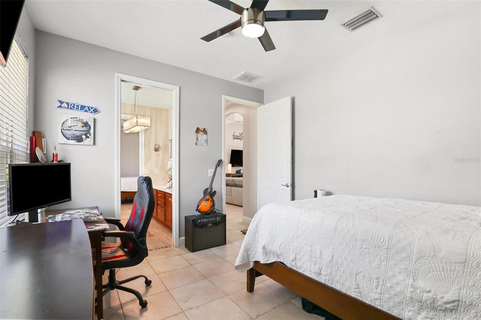 27608 PINE POINT DR, WESLEY CHAPEL, FL — photo 38