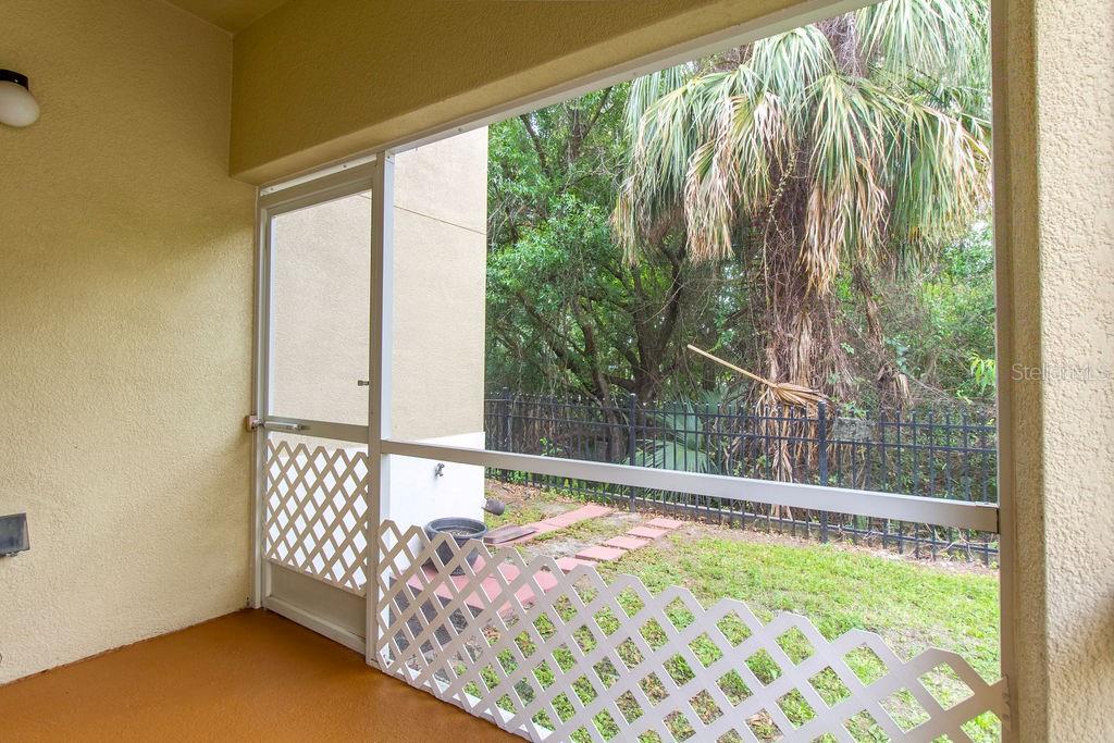 6445 CYPRESSDALE DR #102, RIVERVIEW, FL — photo 2