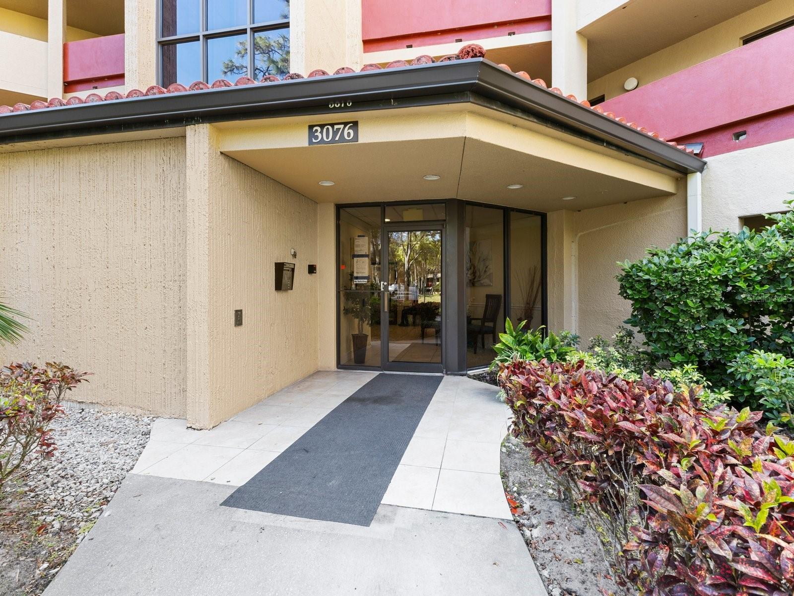 3076 EASTLAND BLVD #210, CLEARWATER, FL — photo 4