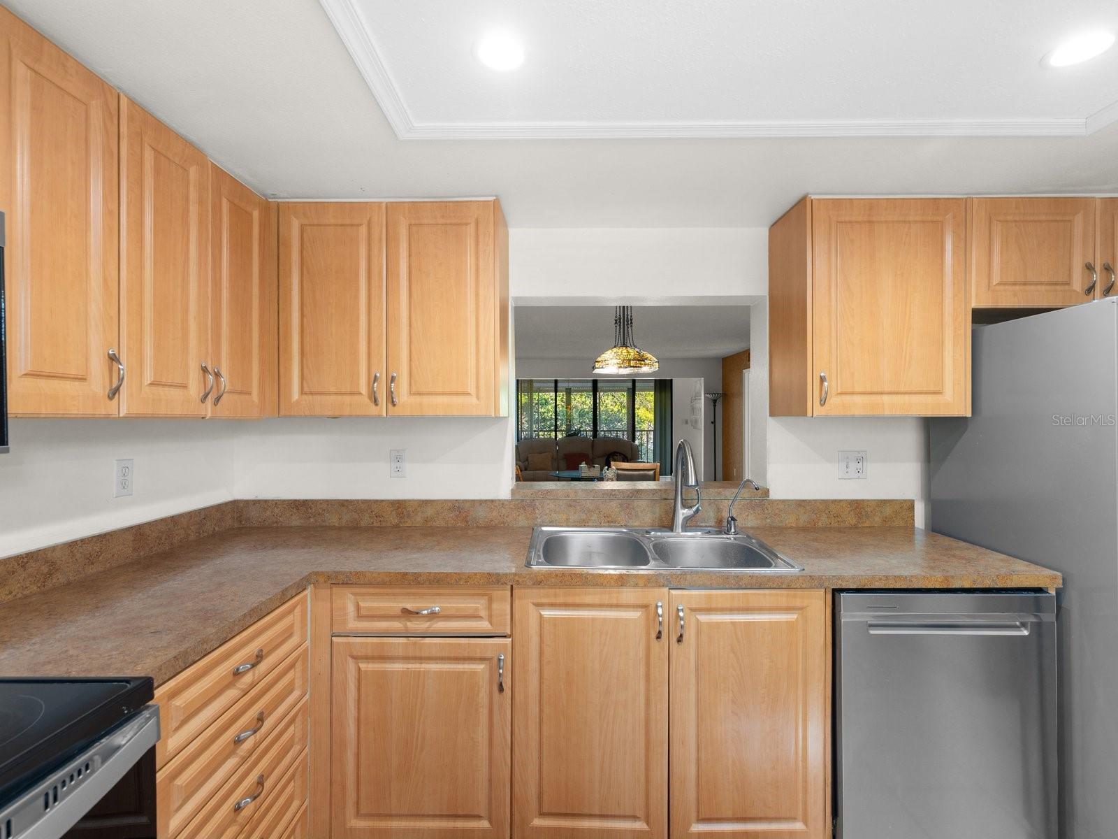 3076 EASTLAND BLVD #210, CLEARWATER, FL — photo 11