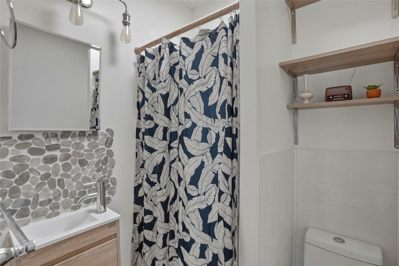 220 45TH AVE S, ST PETERSBURG, FL — photo 15