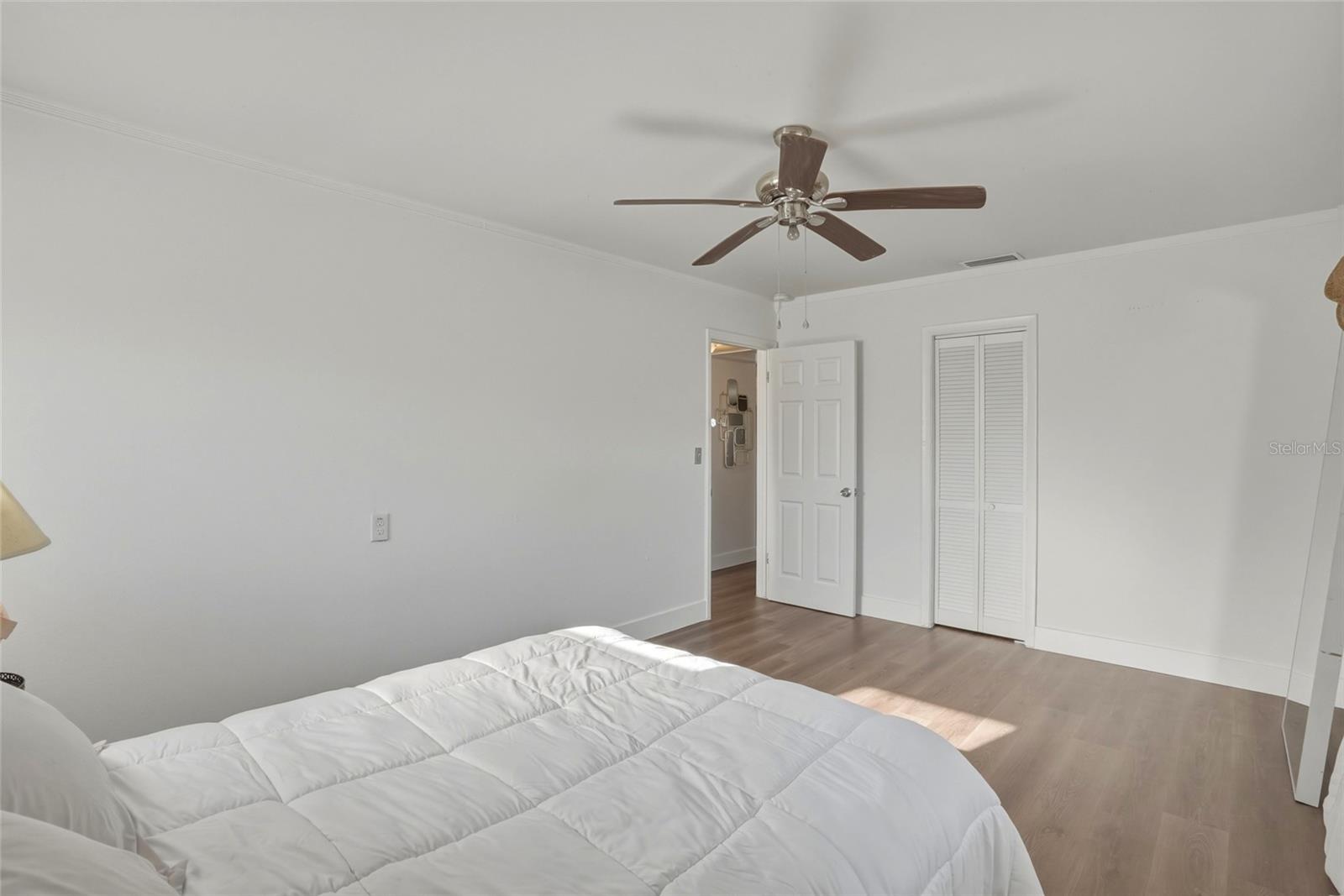 220 45TH AVE S, ST PETERSBURG, FL — photo 17
