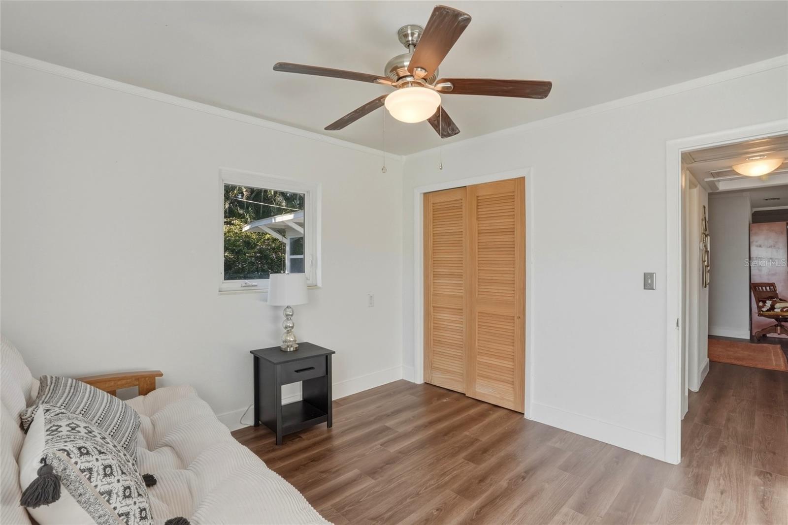 220 45TH AVE S, ST PETERSBURG, FL — photo 19