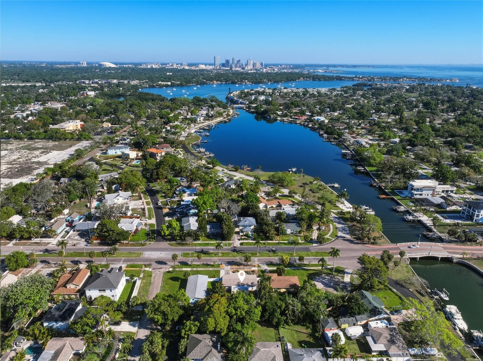 220 45TH AVE S, ST PETERSBURG, FL — photo 25