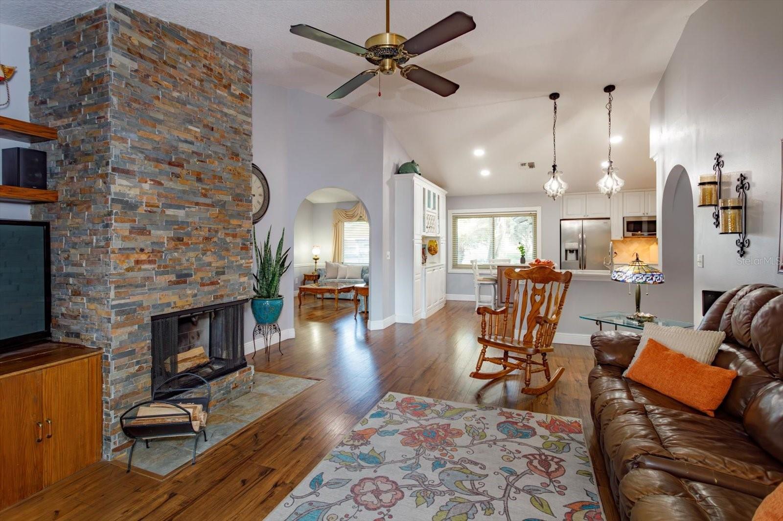9237 SABAL PALM CIR, WINDERMERE, FL — photo 11