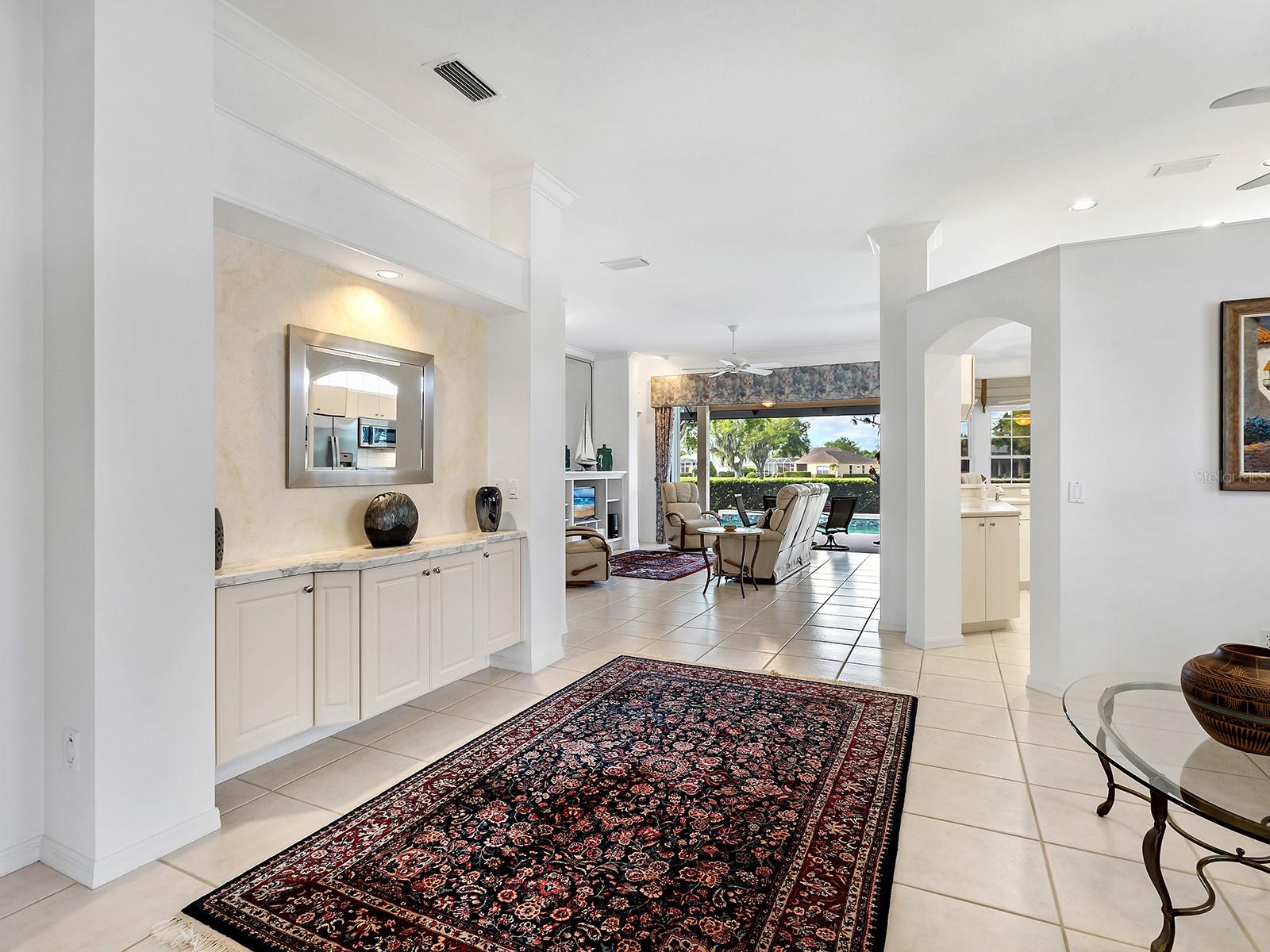 10106 GLENMORE AVE, BRADENTON, FL — photo 10