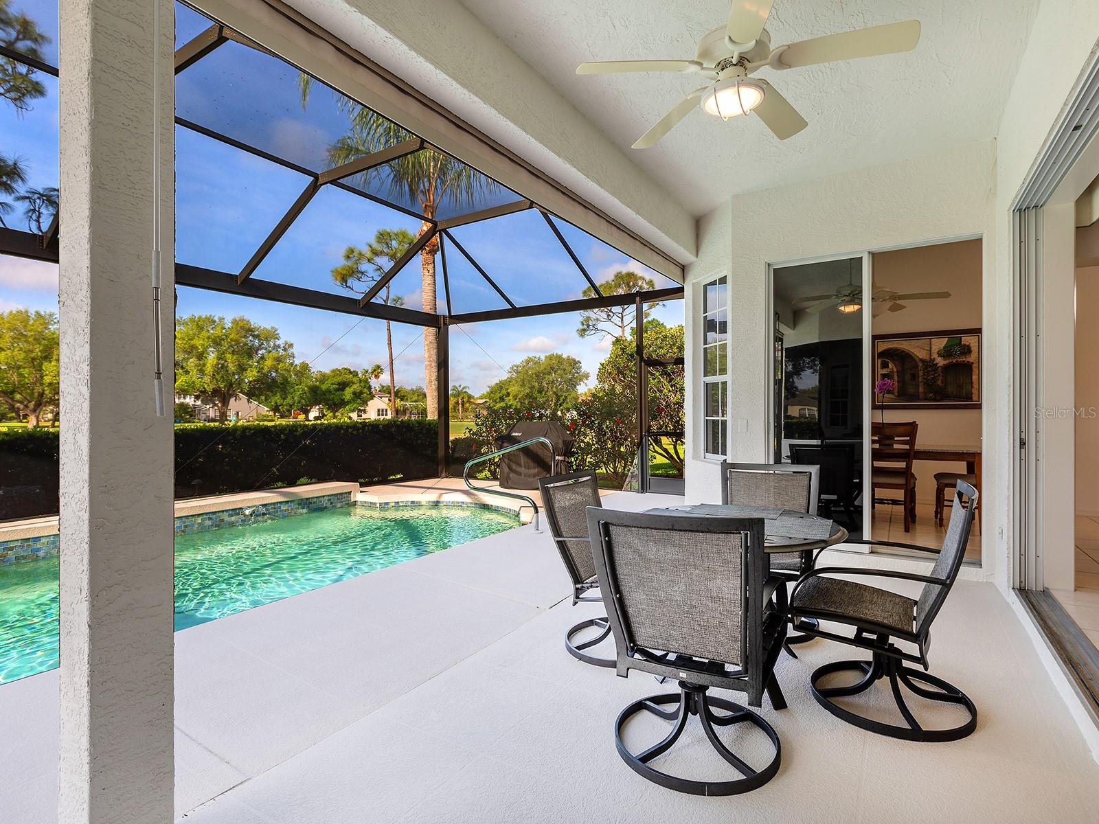 10106 GLENMORE AVE, BRADENTON, FL — photo 14