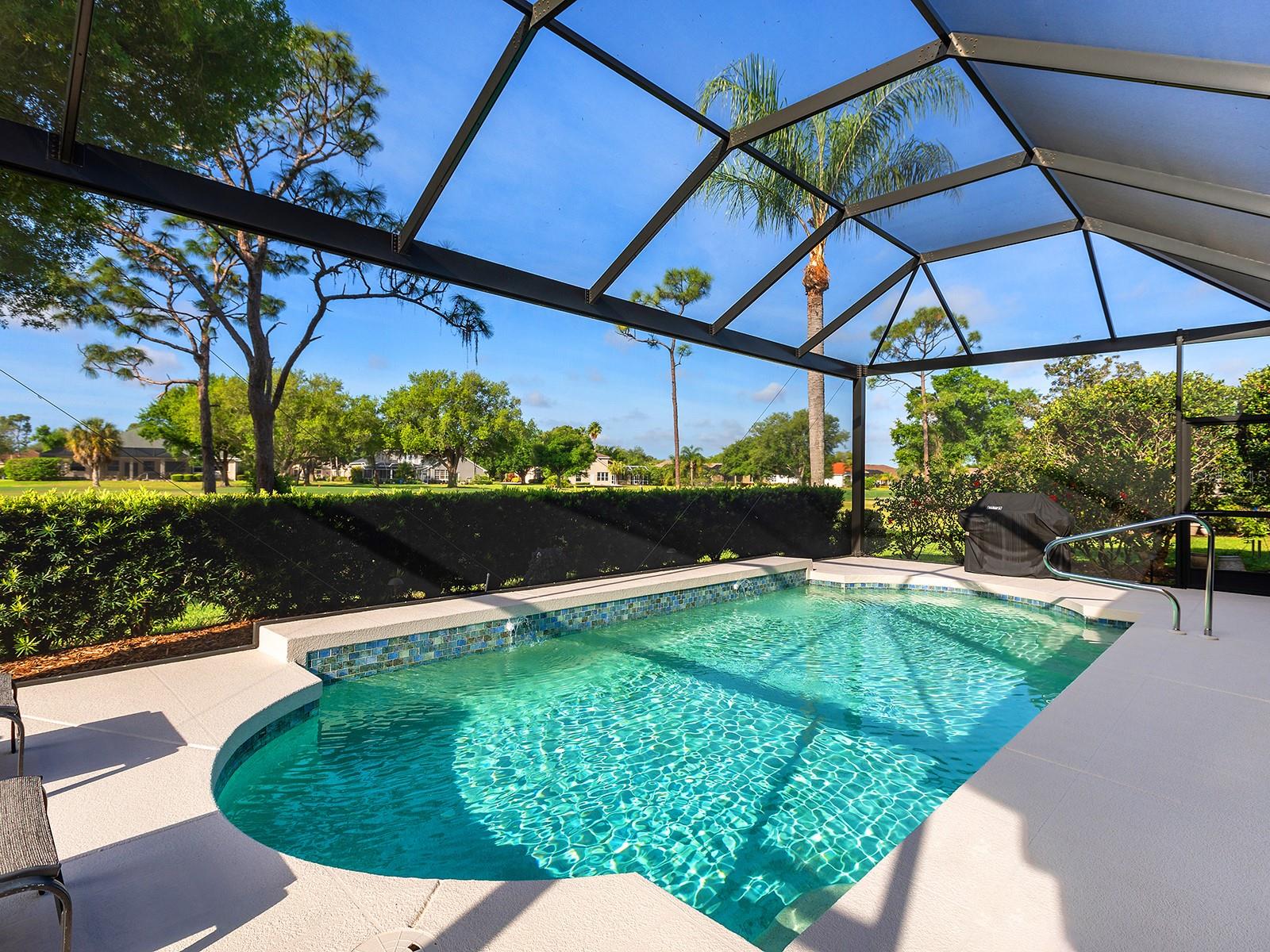 10106 GLENMORE AVE, BRADENTON, FL — photo 39