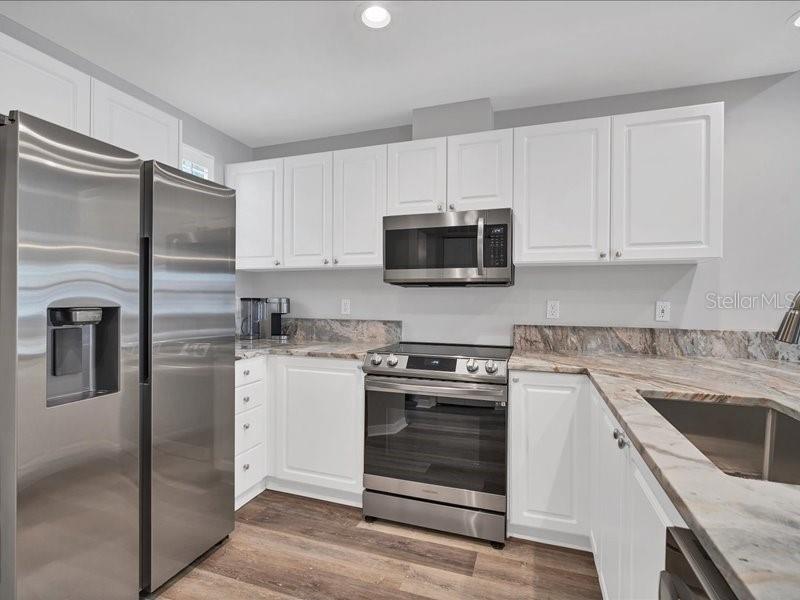 3701 54TH DR W #102, BRADENTON, FL — photo 11