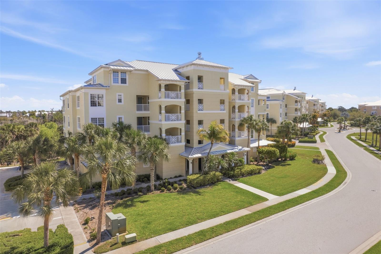 8561 AMBERJACK CIR #302, ENGLEWOOD, FL — photo 4