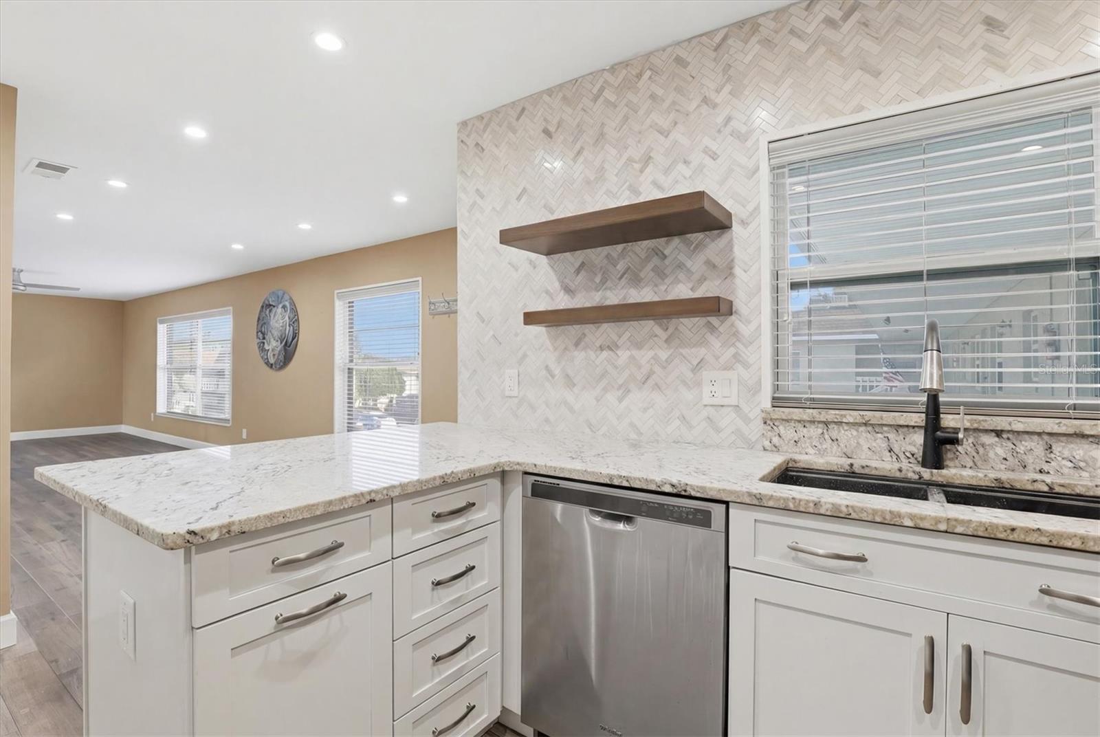 1250 S PINELLAS AVE #214, TARPON SPRINGS, FL — photo 12