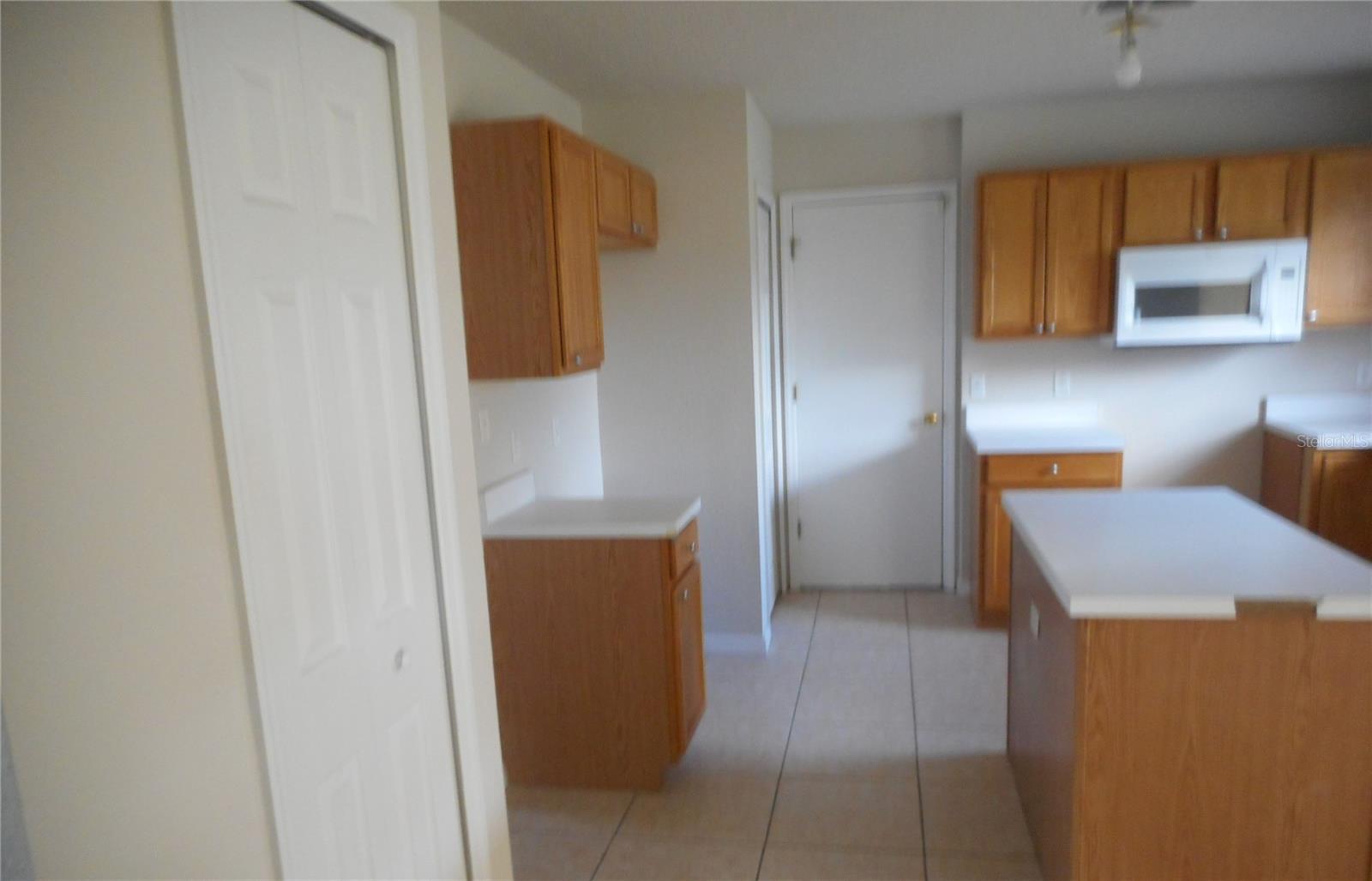950 DERBYSHIRE DR, KISSIMMEE, FL — photo 8