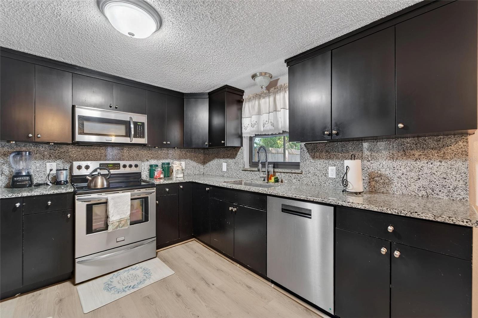 15821 ADOBE DR, HUDSON, FL — photo 11