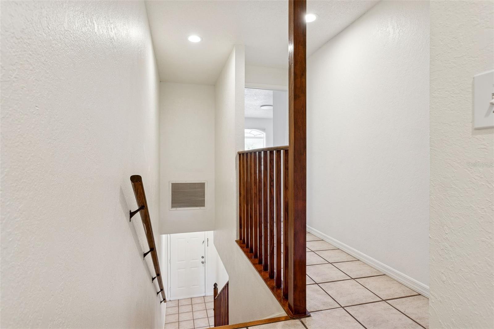 14902 PAR CLUB CIR, TAMPA, FL — photo 12
