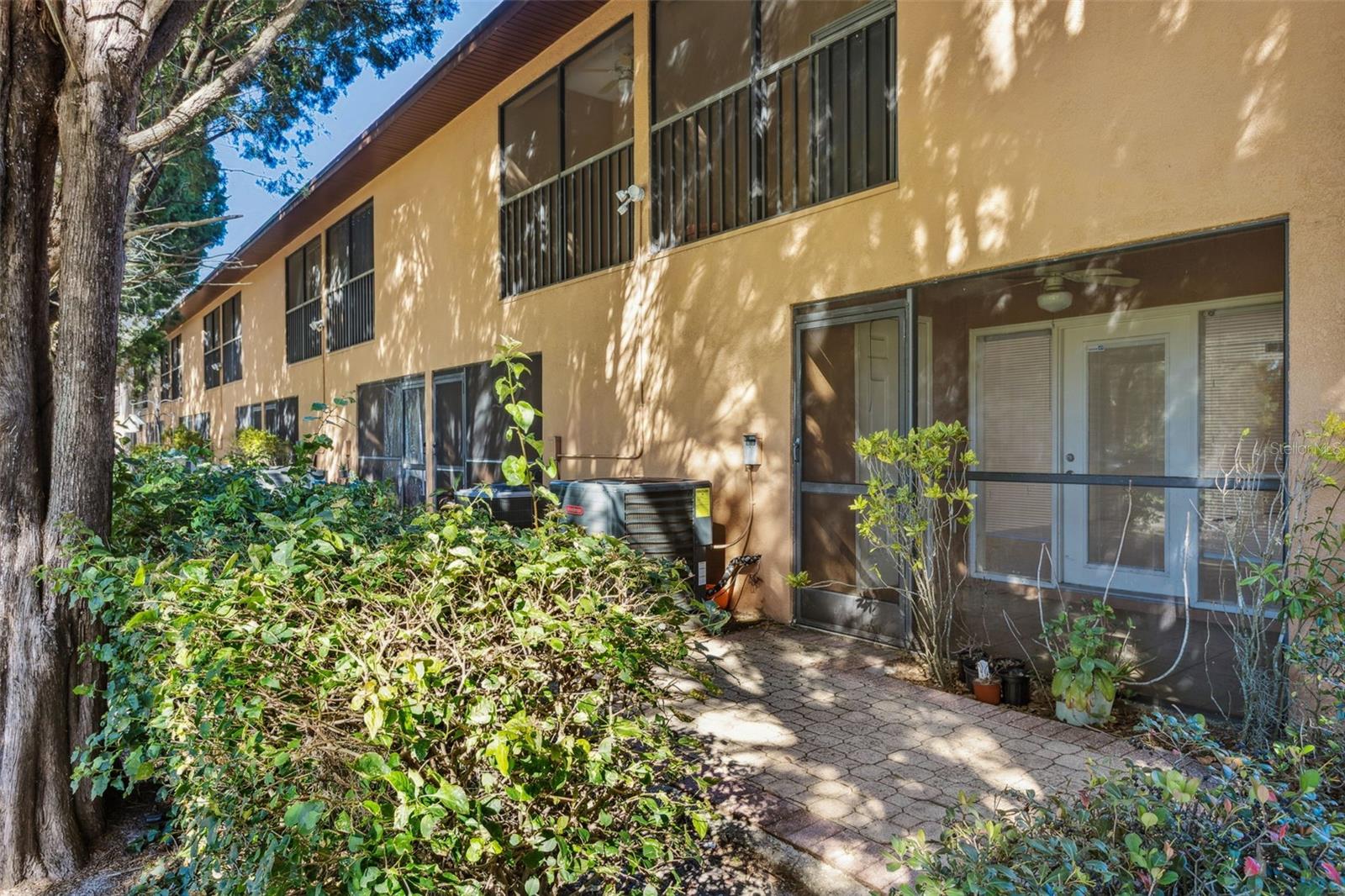 14902 PAR CLUB CIR, TAMPA, FL — photo 23