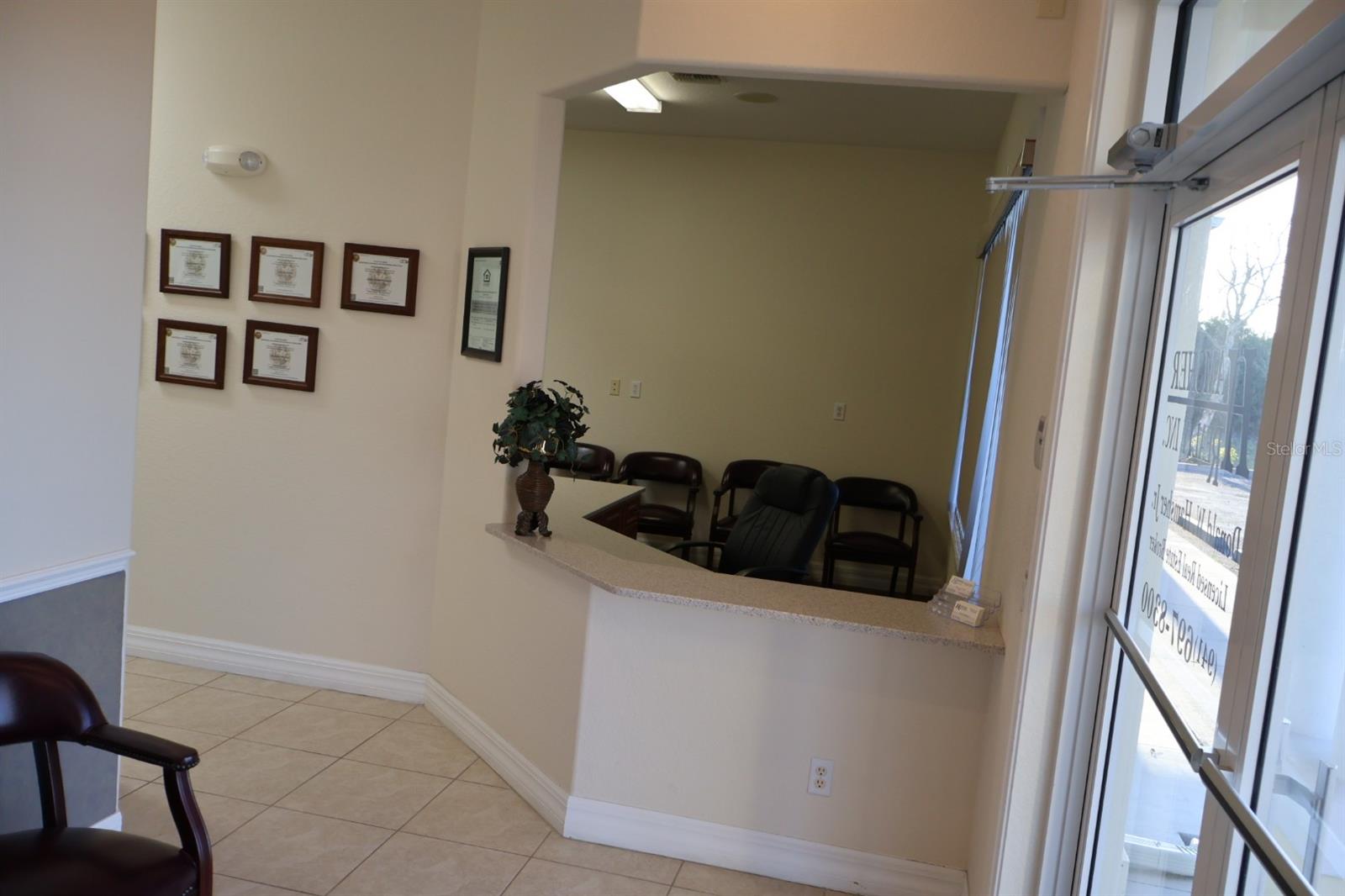 12366 N ACCESS RD #2, PORT CHARLOTTE, FL — photo 16