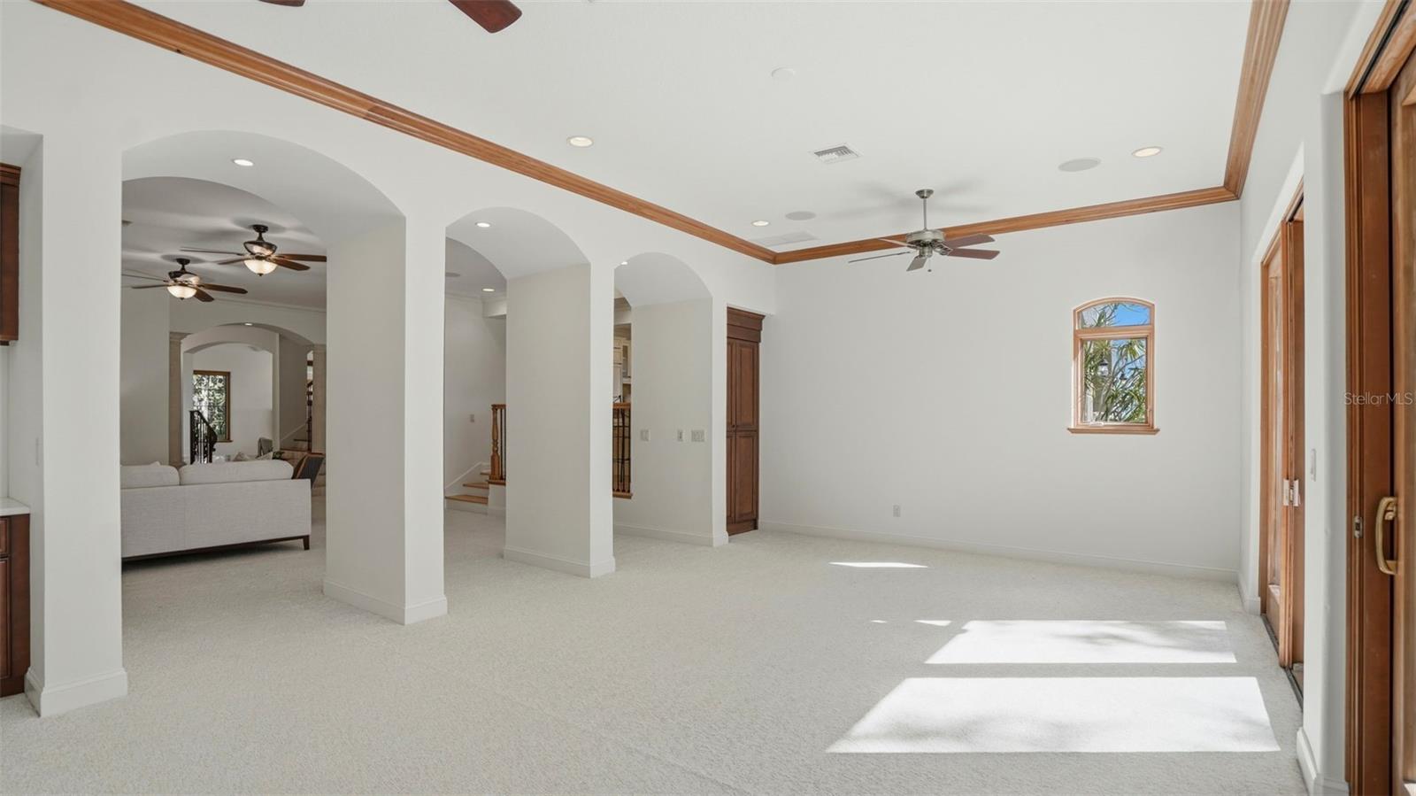 6755 30TH ST S, ST PETERSBURG, FL — photo 36