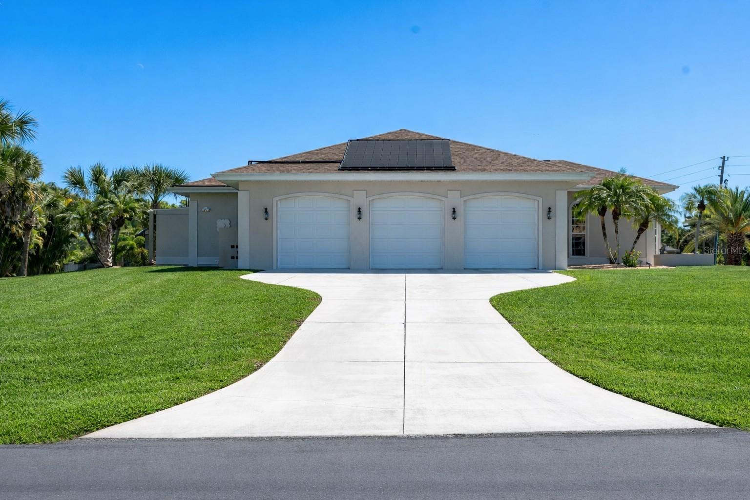 2 LONG MEADOW RD, ROTONDA WEST, FL — photo 7