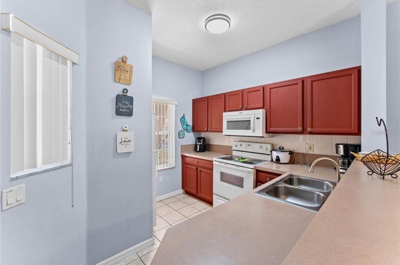 1017 PARK RIDGE CIR, KISSIMMEE, FL — photo 4