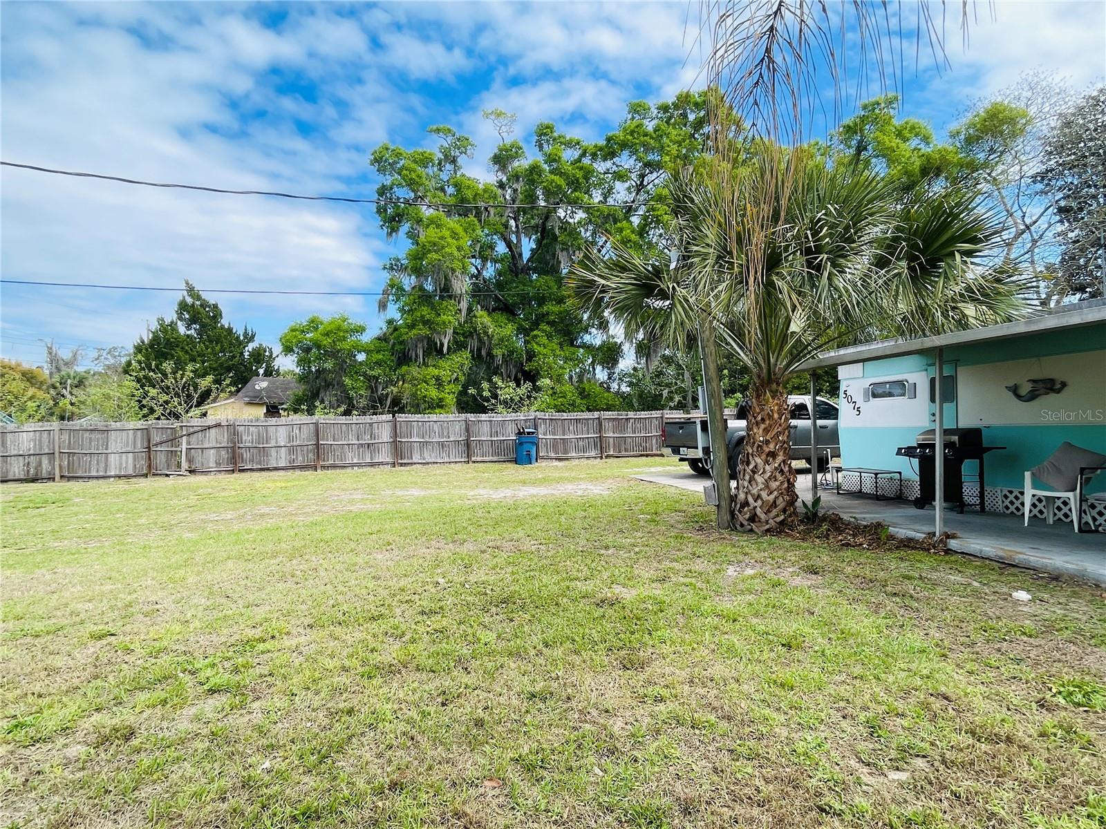 5075 CENTRAL AVE, DE LEON SPRINGS, FL — photo 4