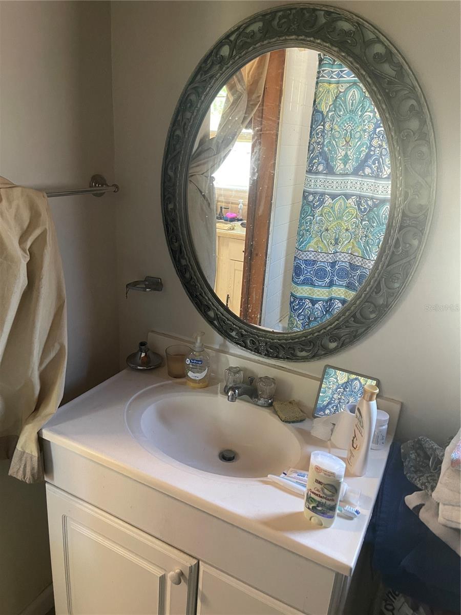 5075 CENTRAL AVE, DE LEON SPRINGS, FL — photo 24