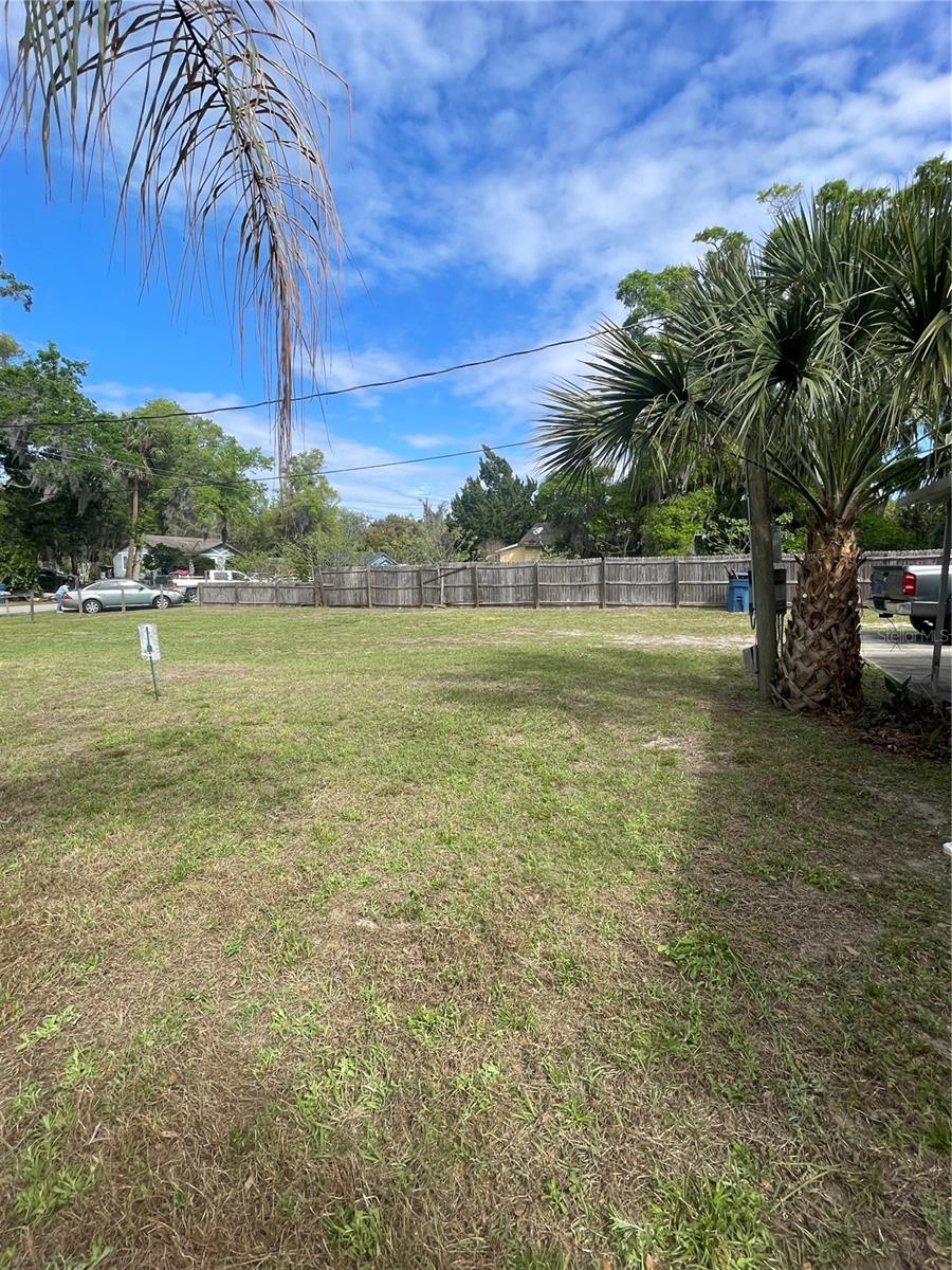 5075 CENTRAL AVE, DE LEON SPRINGS, FL — photo 44