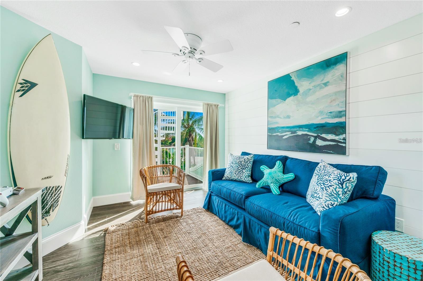 336 AVENIDA DE MAYO, SARASOTA, FL — photo 40