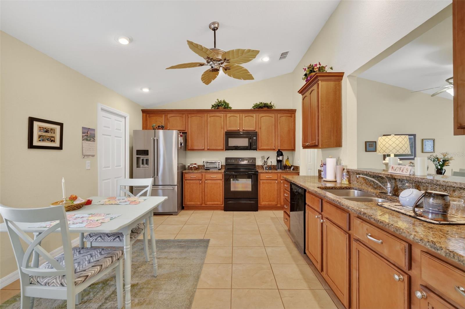 11217 SE 170TH LN, SUMMERFIELD, FL — photo 16