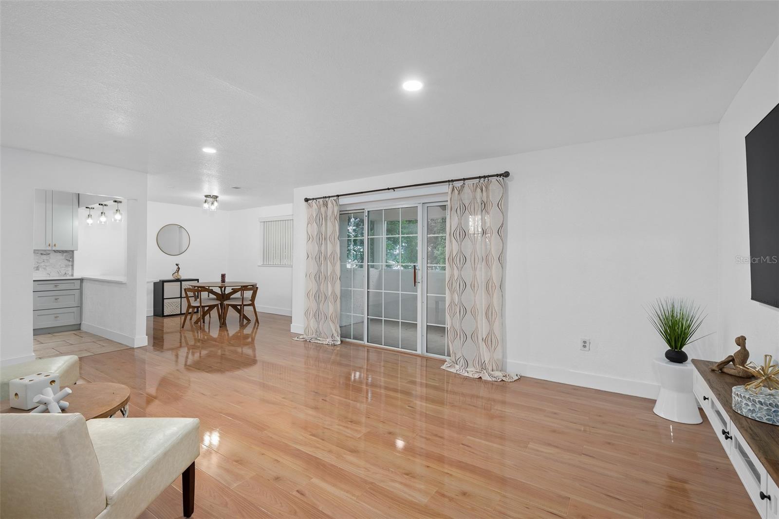 4190 VERSAILLES DR #4190D, ORLANDO, FL — photo 6