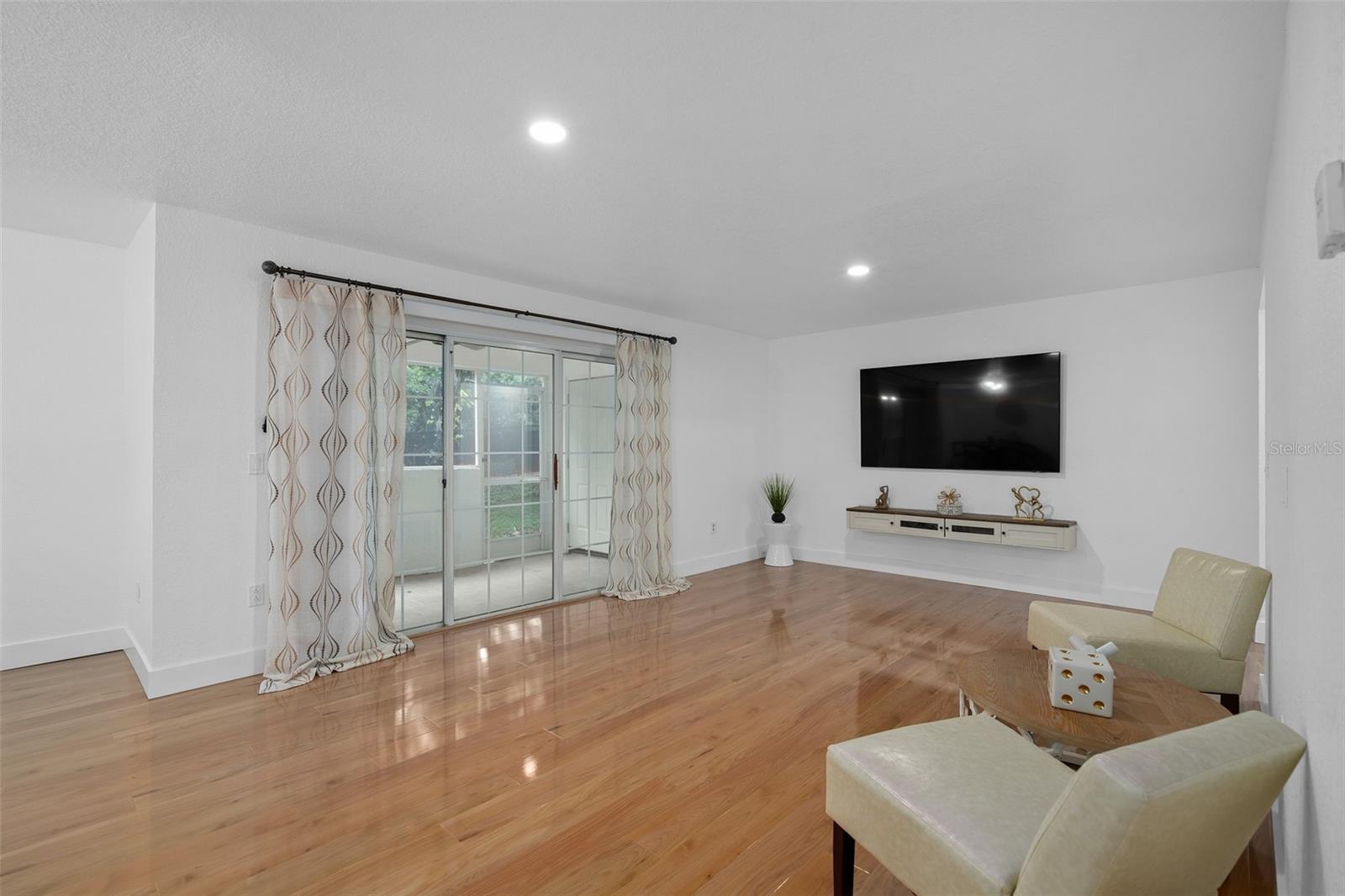 4190 VERSAILLES DR #4190D, ORLANDO, FL — photo 9