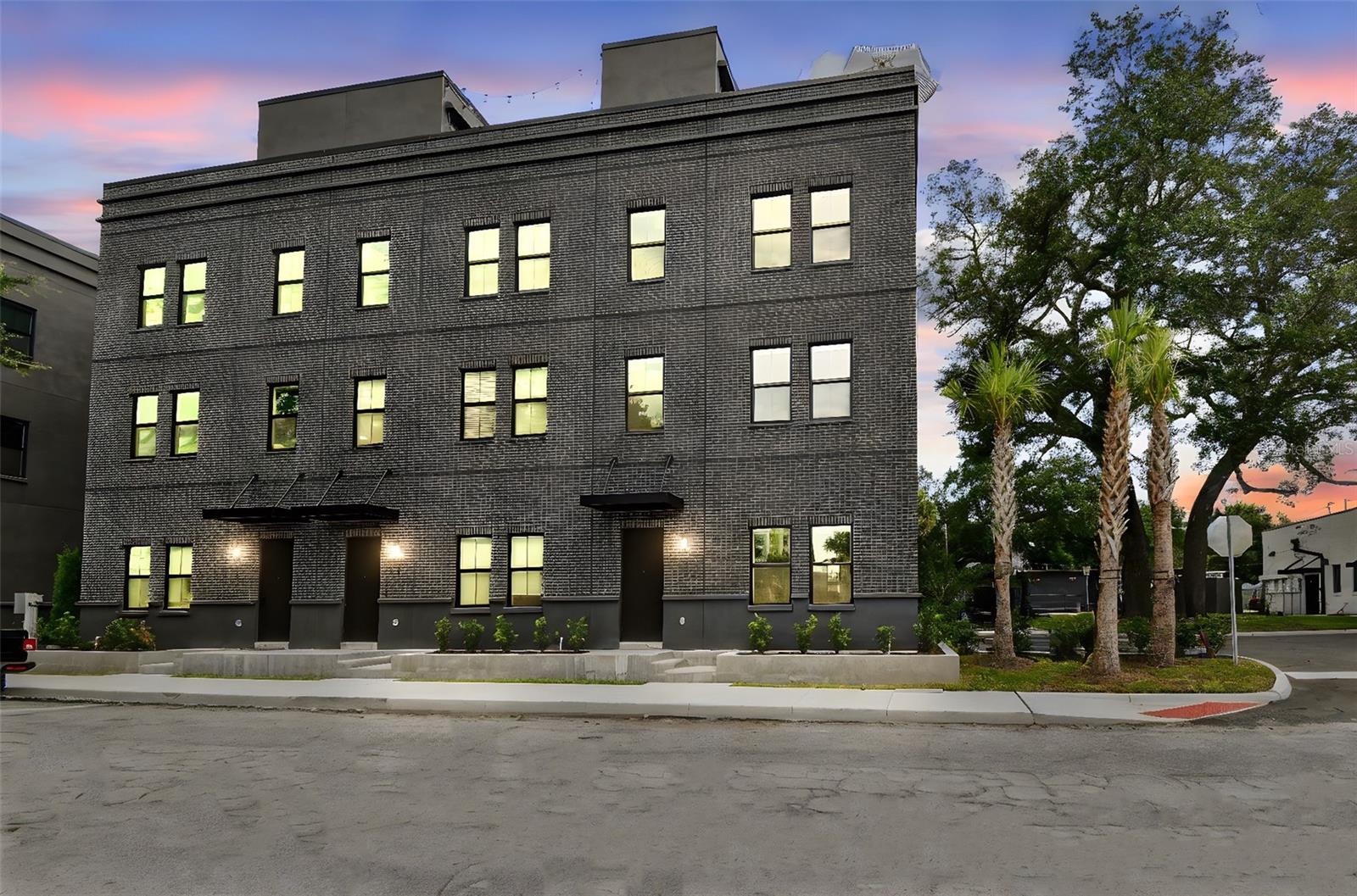 1218 E KAY ST #16, TAMPA, FL