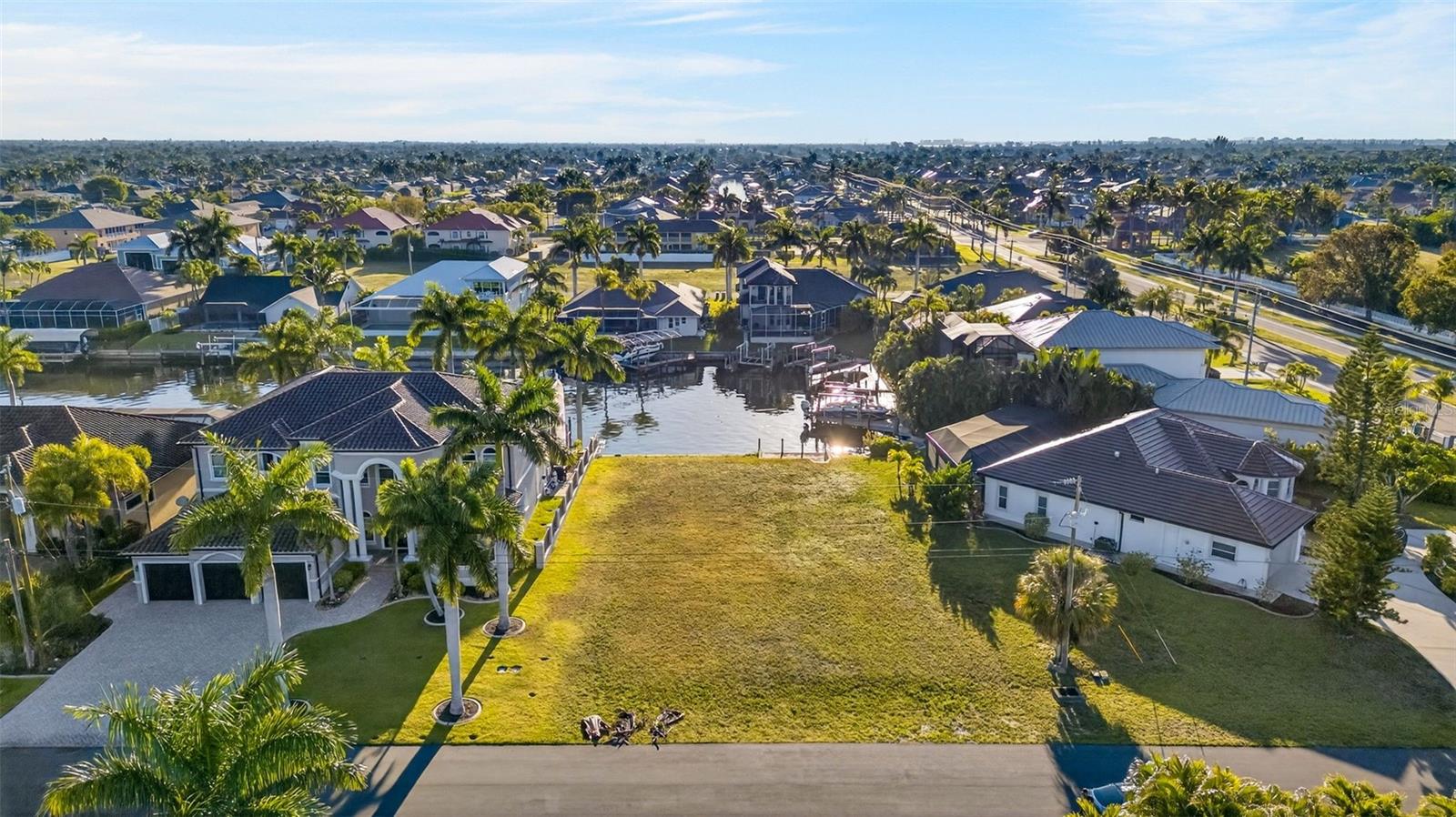 5423 SW 17TH AVE, CAPE CORAL, FL — photo 3