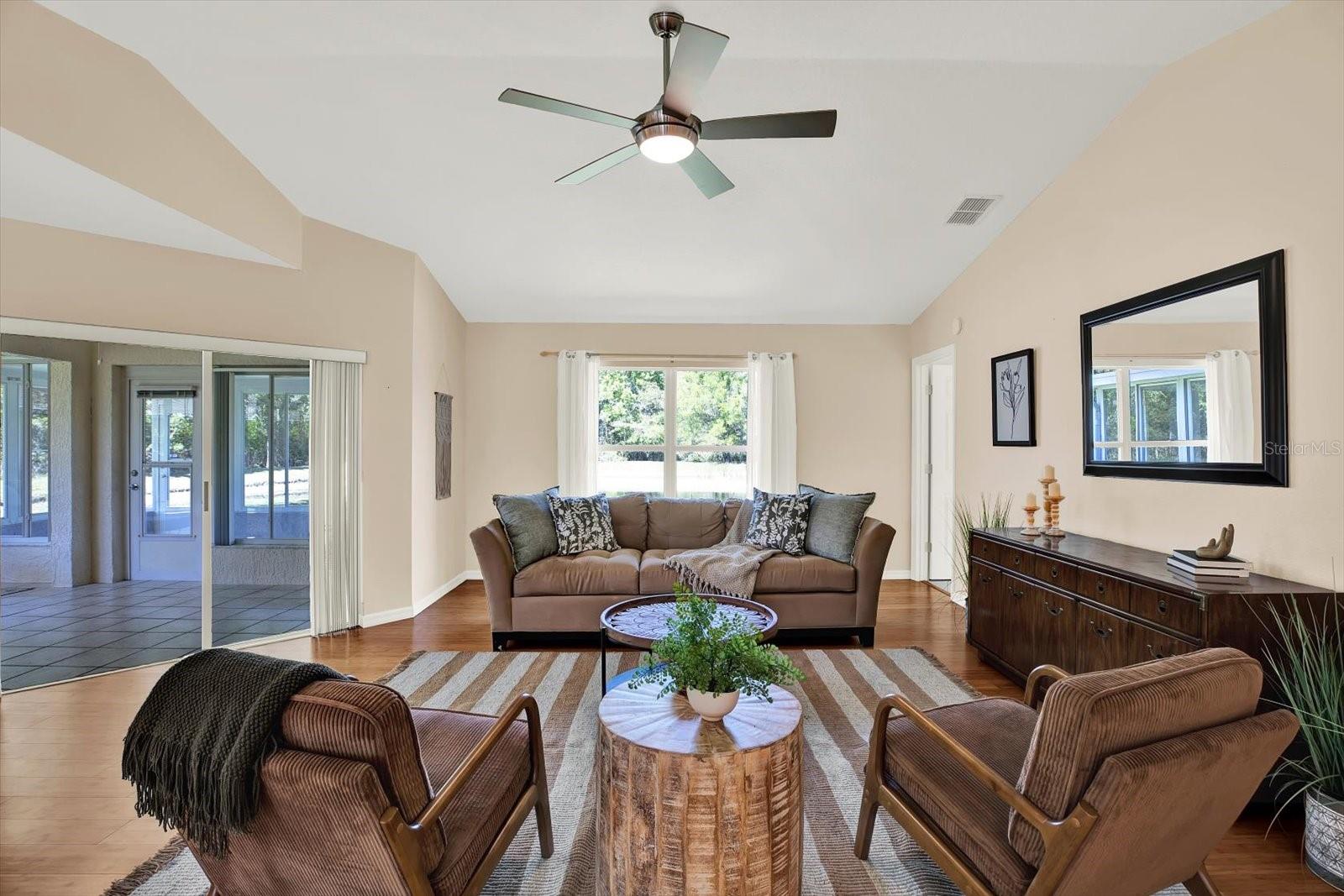 29451 SCHINNECOCK HILLS LN, SAN ANTONIO, FL — photo 5