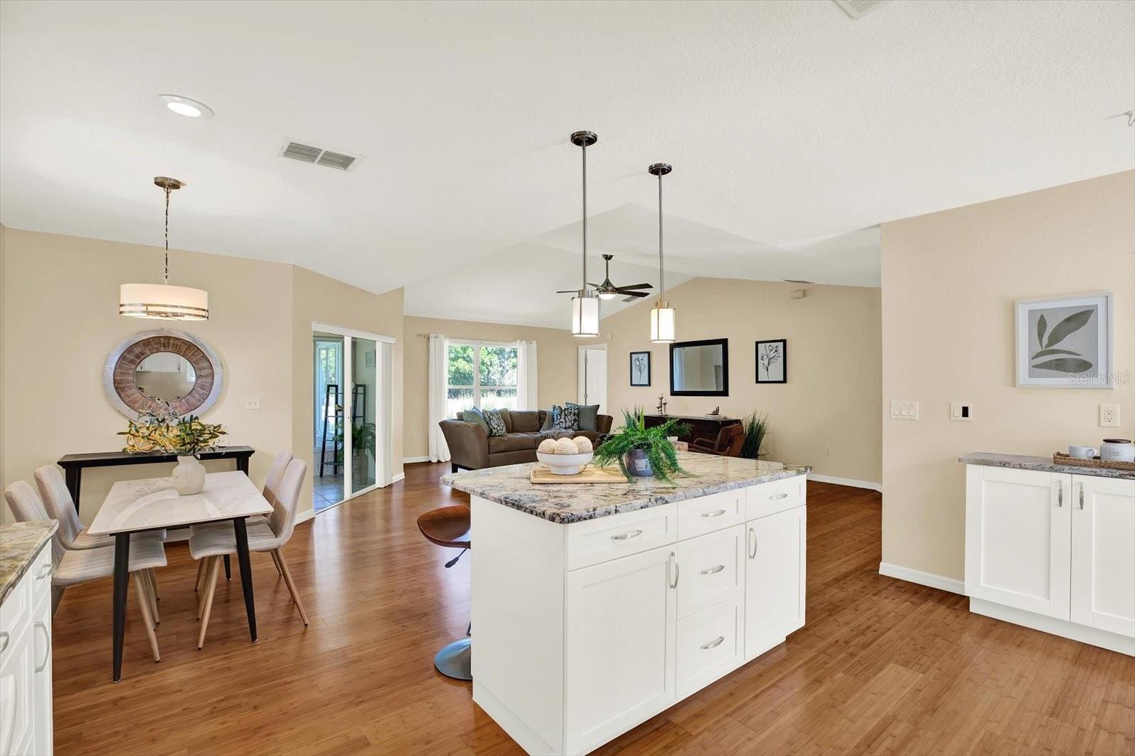 29451 SCHINNECOCK HILLS LN, SAN ANTONIO, FL — photo 15