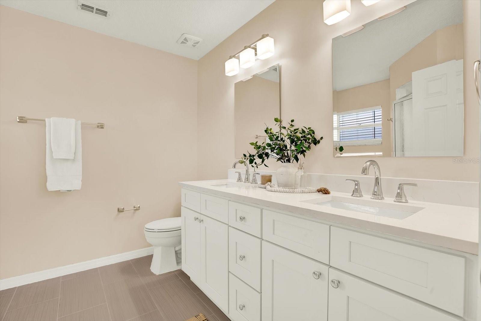 29451 SCHINNECOCK HILLS LN, SAN ANTONIO, FL — photo 24