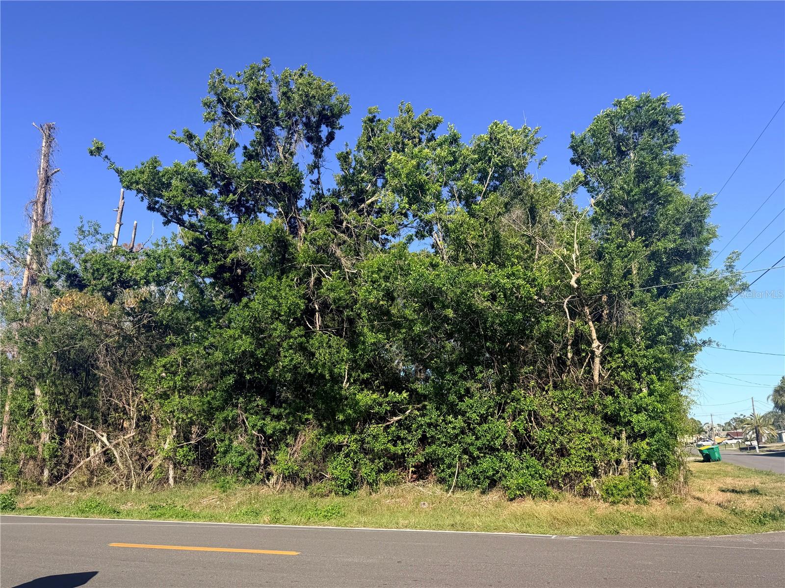 901 OXFORD DR, ENGLEWOOD, FL — photo 3
