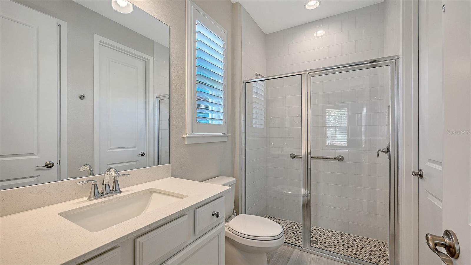 5521 BLUE WATER BLVD, SARASOTA, FL — photo 17