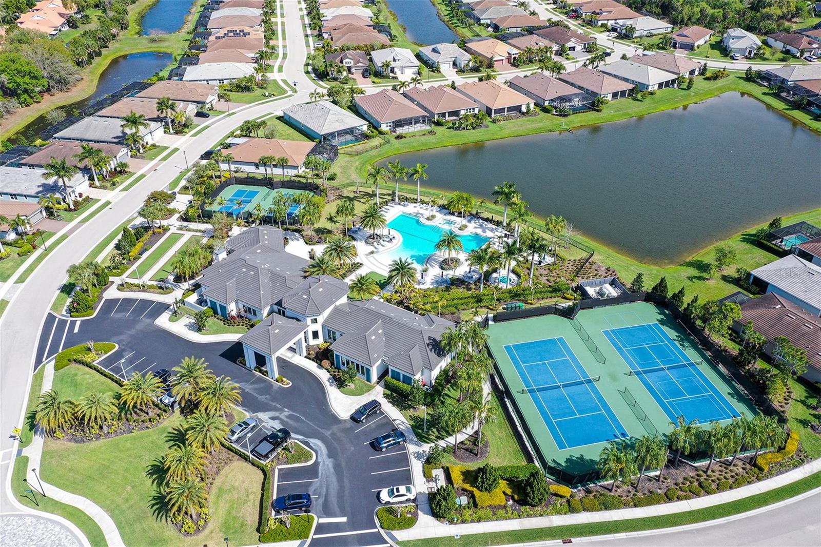 5521 BLUE WATER BLVD, SARASOTA, FL — photo 31