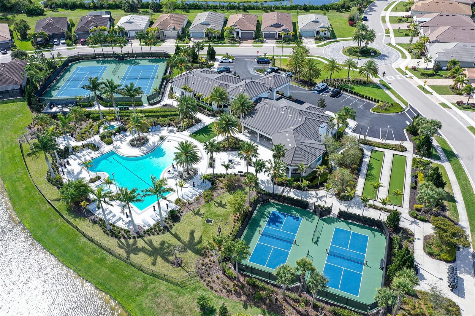 5521 BLUE WATER BLVD, SARASOTA, FL — photo 34
