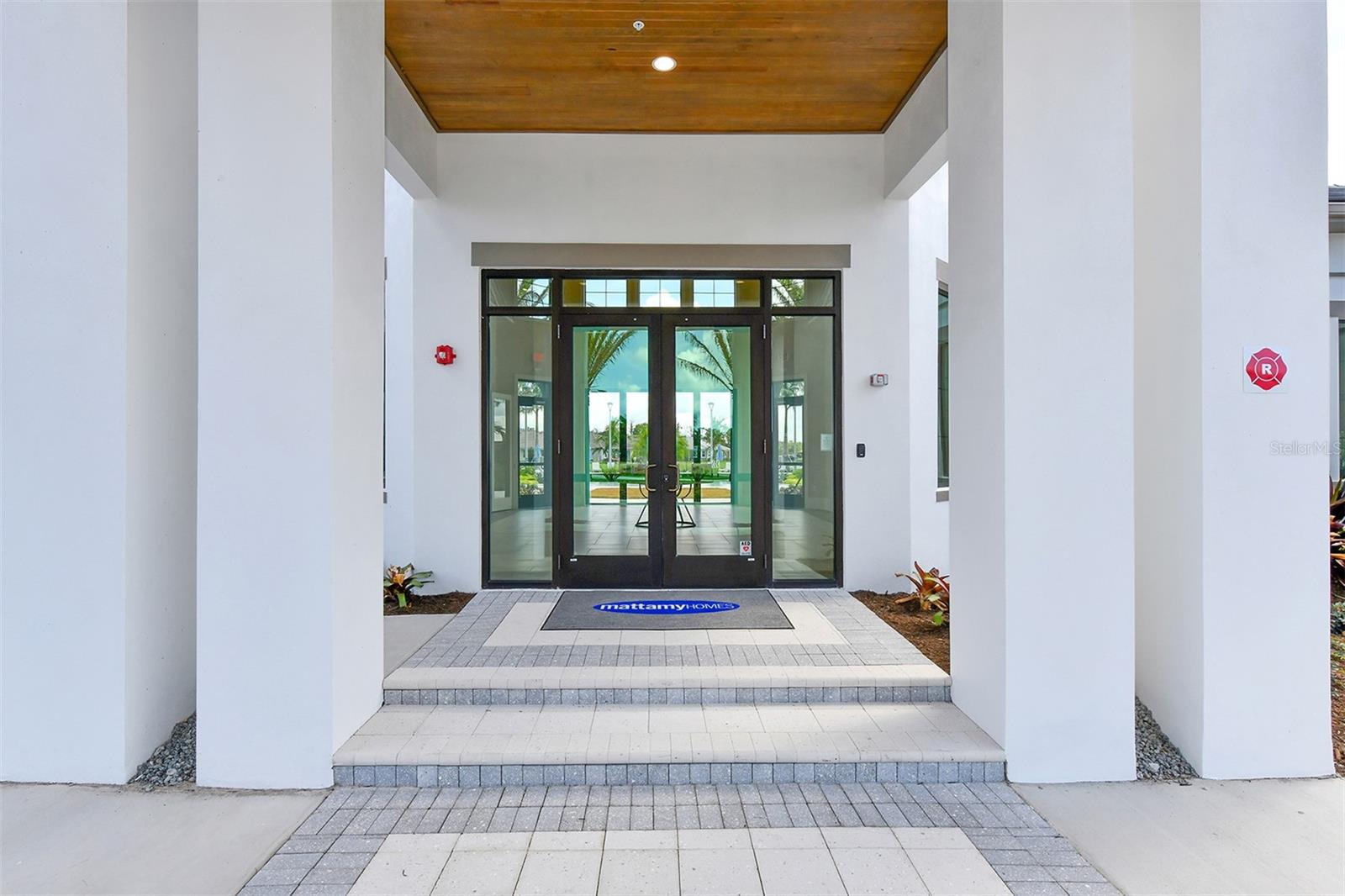 5521 BLUE WATER BLVD, SARASOTA, FL — photo 37