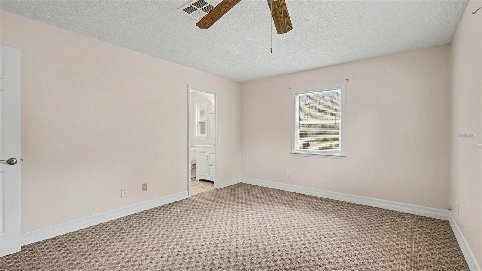 2434 W GARDENIA DR, CITRUS SPRINGS, FL — photo 13