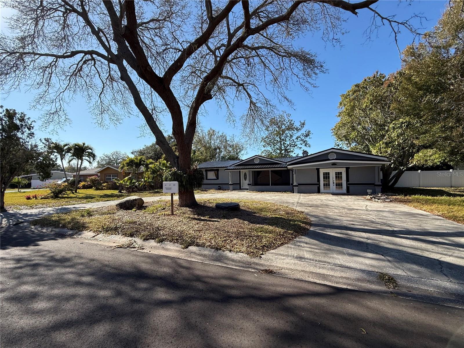 651 69TH AVE S, ST PETERSBURG, FL
