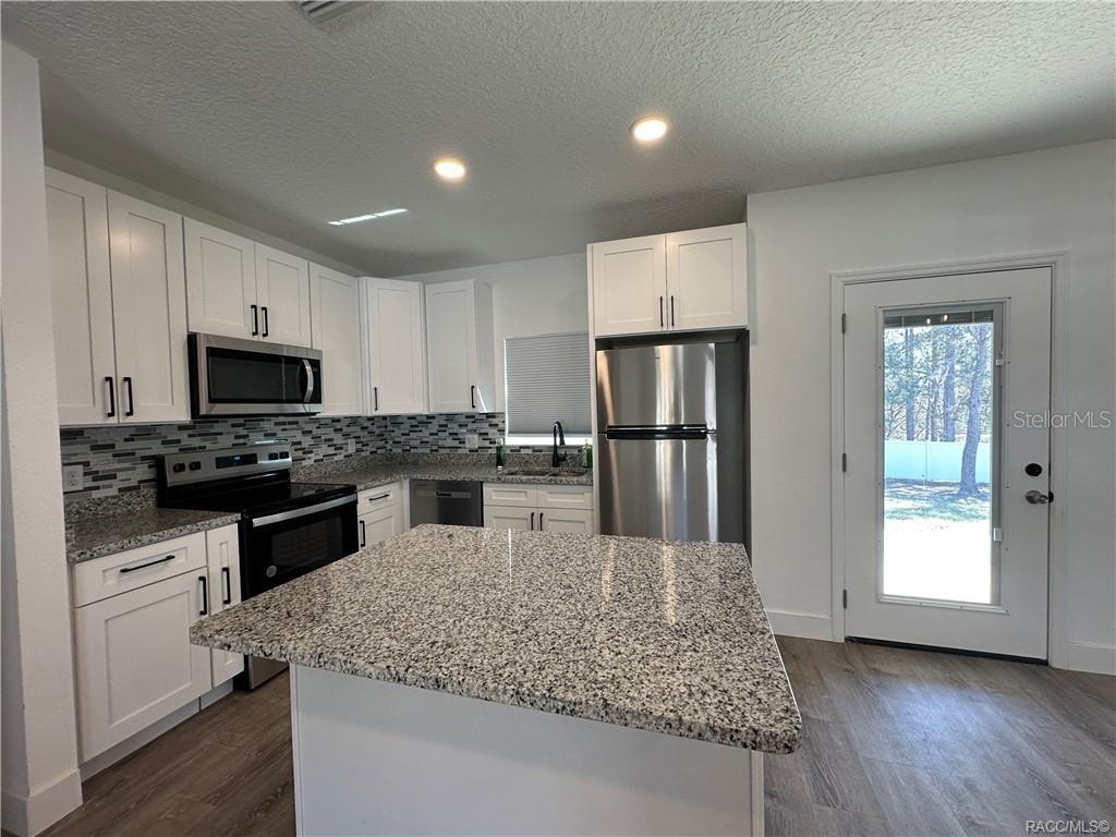 5749 N CLAREMONT DR, CITRUS SPRINGS, FL — photo 11