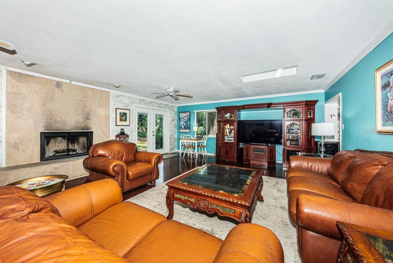 1704 CYPRESS AVE, BELLEAIR, FL — photo 15