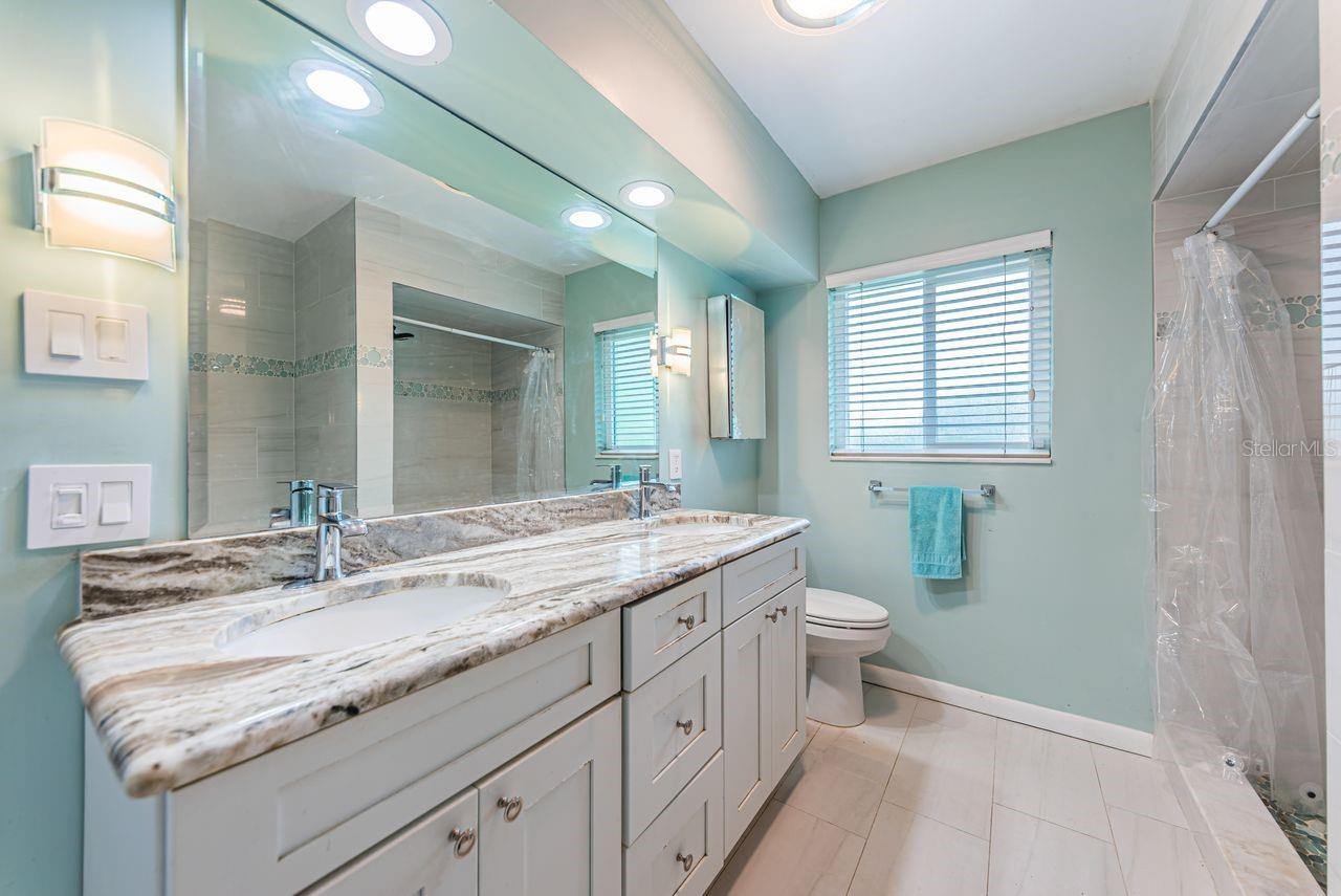 1704 CYPRESS AVE, BELLEAIR, FL — photo 28