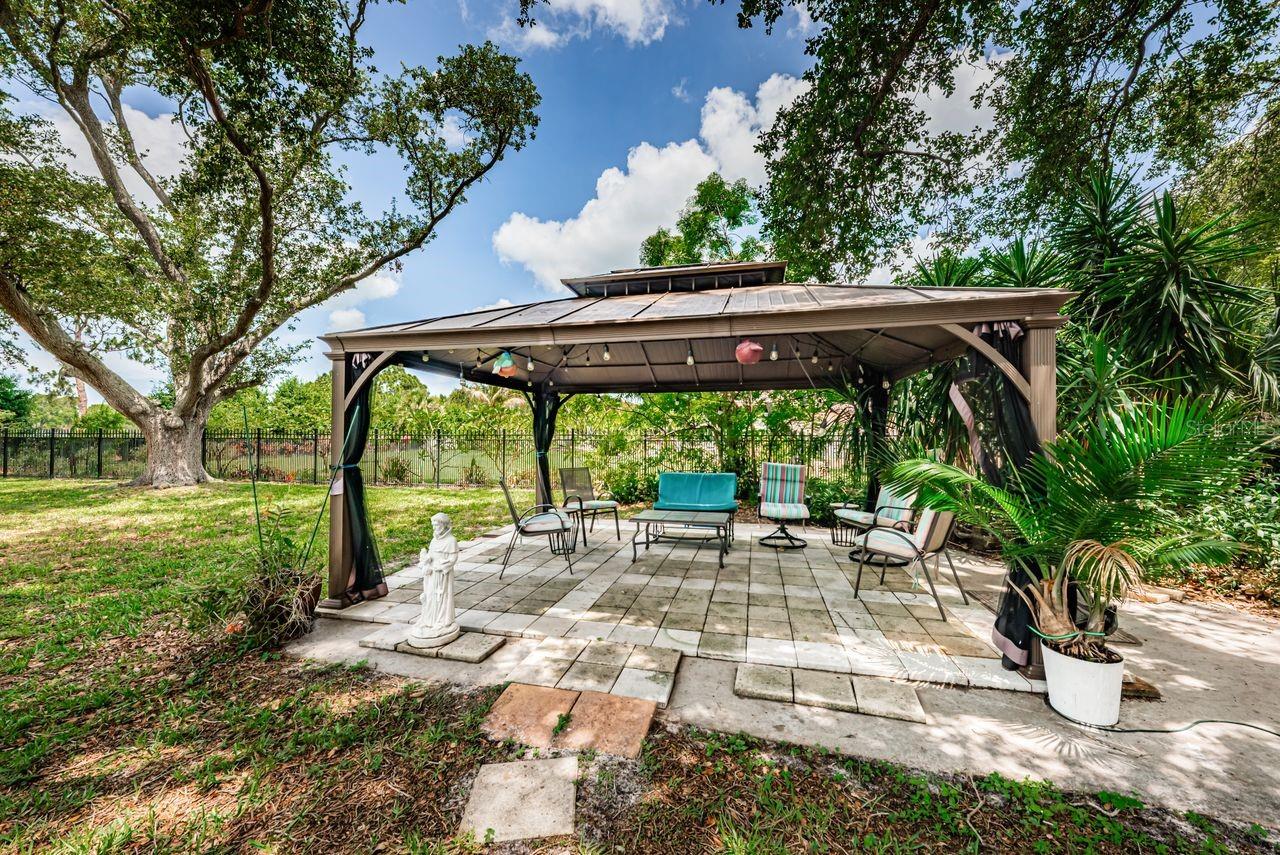 1704 CYPRESS AVE, BELLEAIR, FL — photo 45