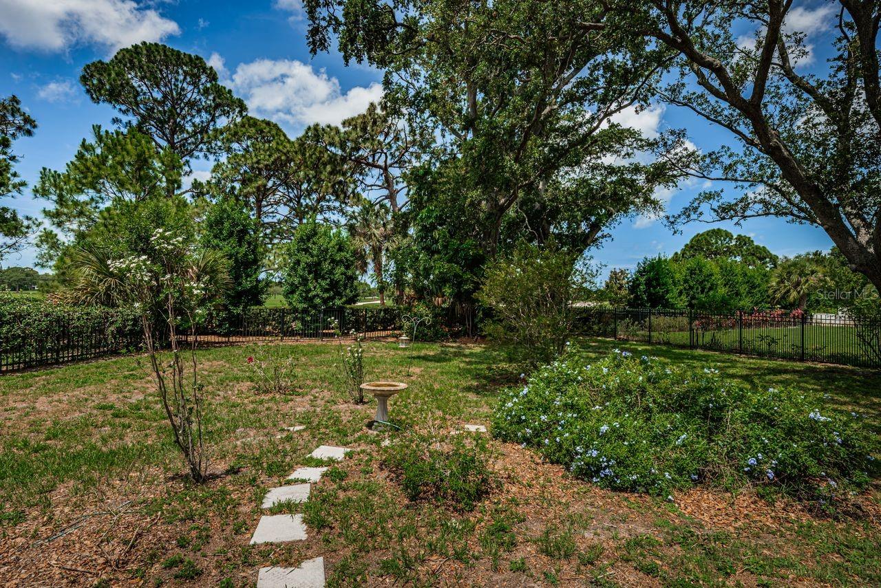 1704 CYPRESS AVE, BELLEAIR, FL — photo 53