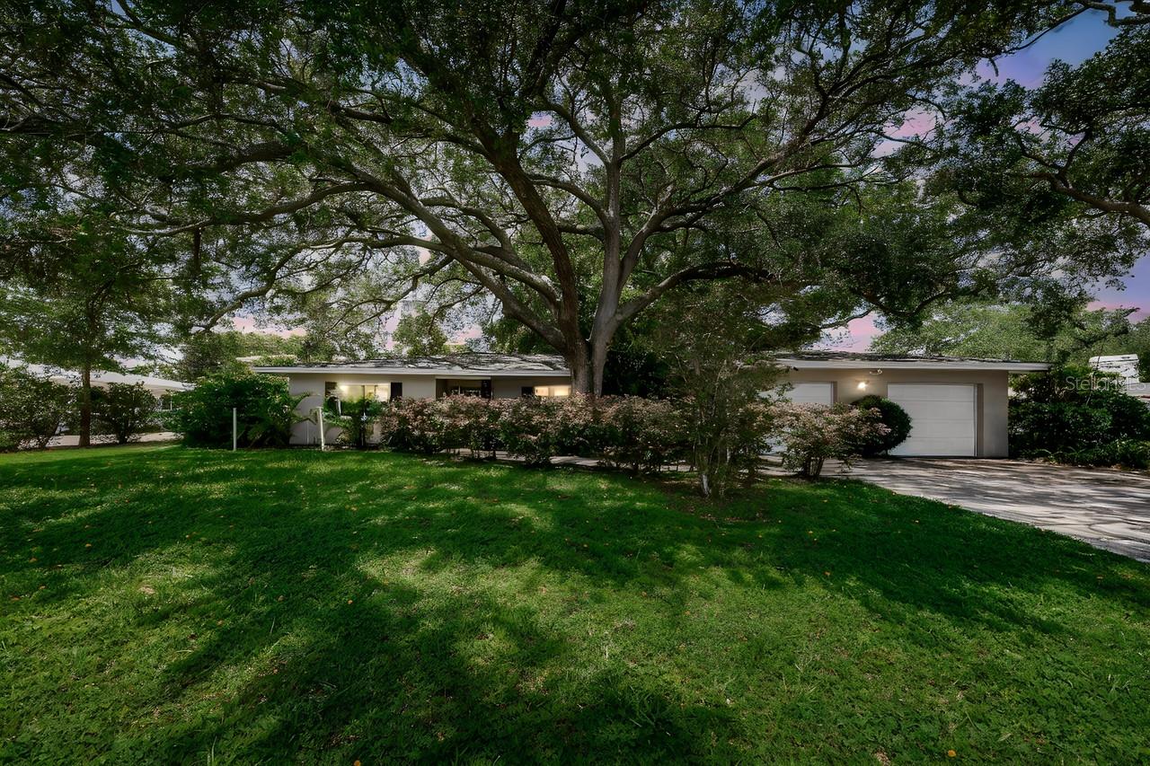 1704 CYPRESS AVE, BELLEAIR, FL — photo 58